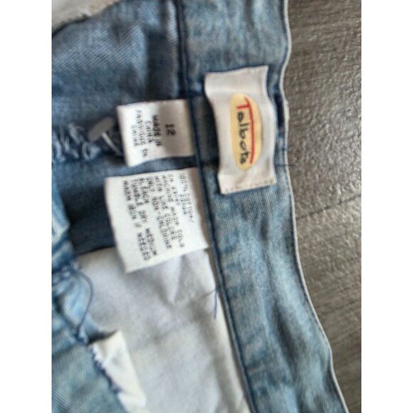 Vintage Talbots Womens Denim Pleated Shorts Size 12 Light Wash - Picture 3 of 4